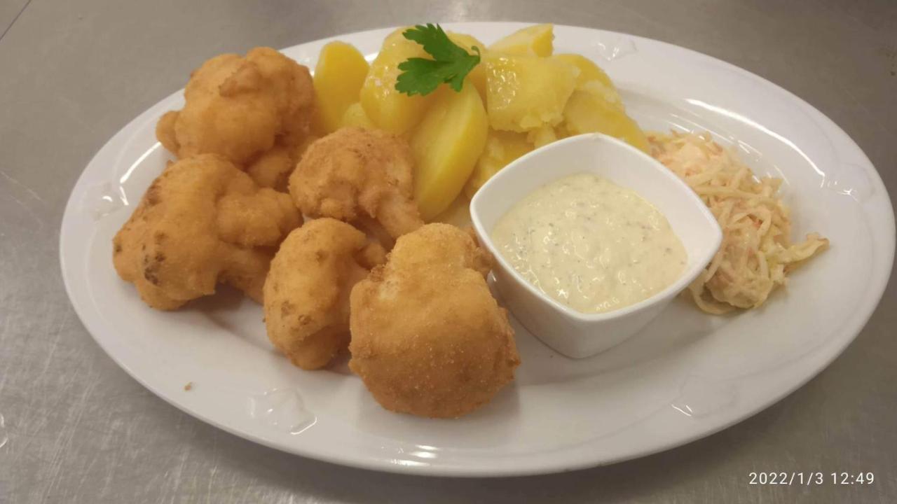 Mala Svata Hora - Penzion & Restaurace Mníšek pod Brdy Екстериор снимка